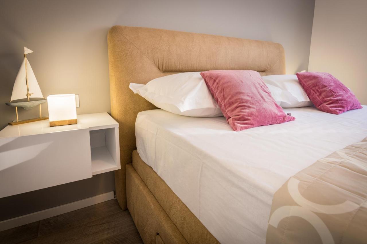 Ferienwohnung Apartman Petra Makarska Exterior foto