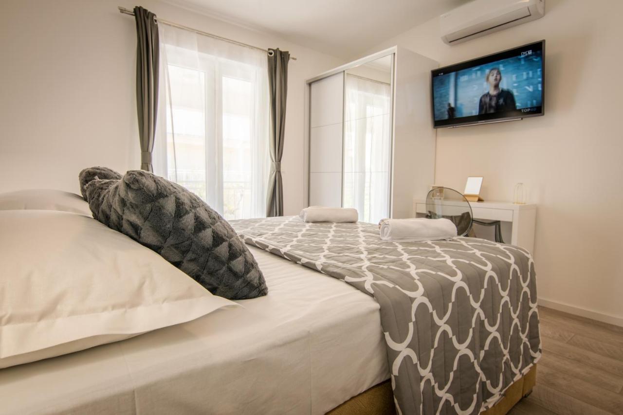 Ferienwohnung Apartman Petra Makarska Exterior foto
